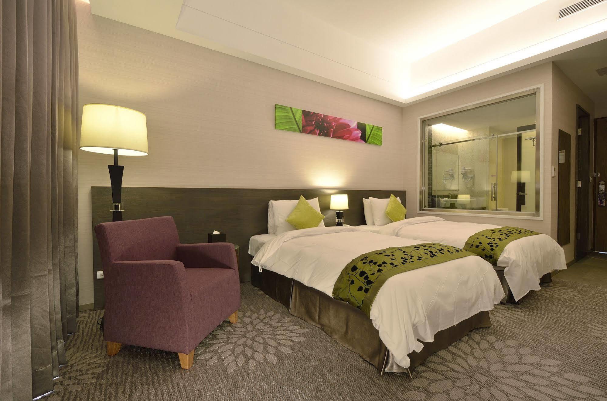 Hoya Hotel Taitung מראה חיצוני תמונה